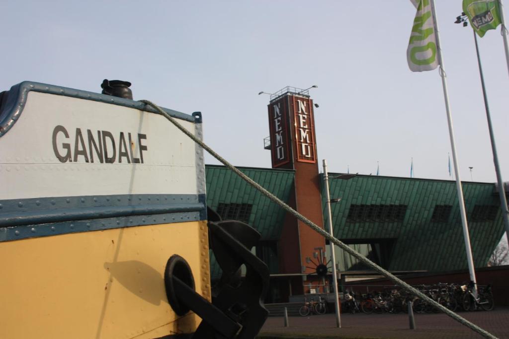 Hotelschip Gandalf أمستردام المظهر الخارجي الصورة